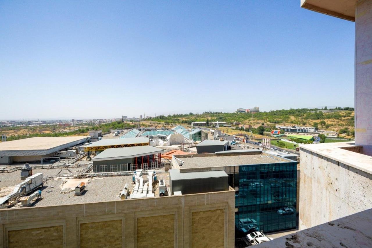Stay Inn Apartments Near Dalma Garden Mall Yerevan Exterior photo