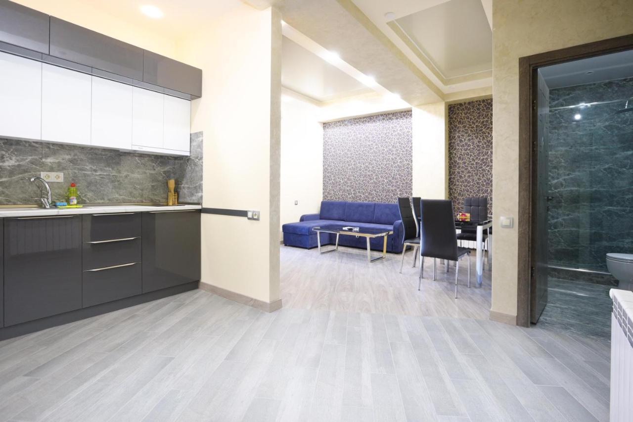 Stay Inn Apartments Near Dalma Garden Mall Yerevan Exterior photo