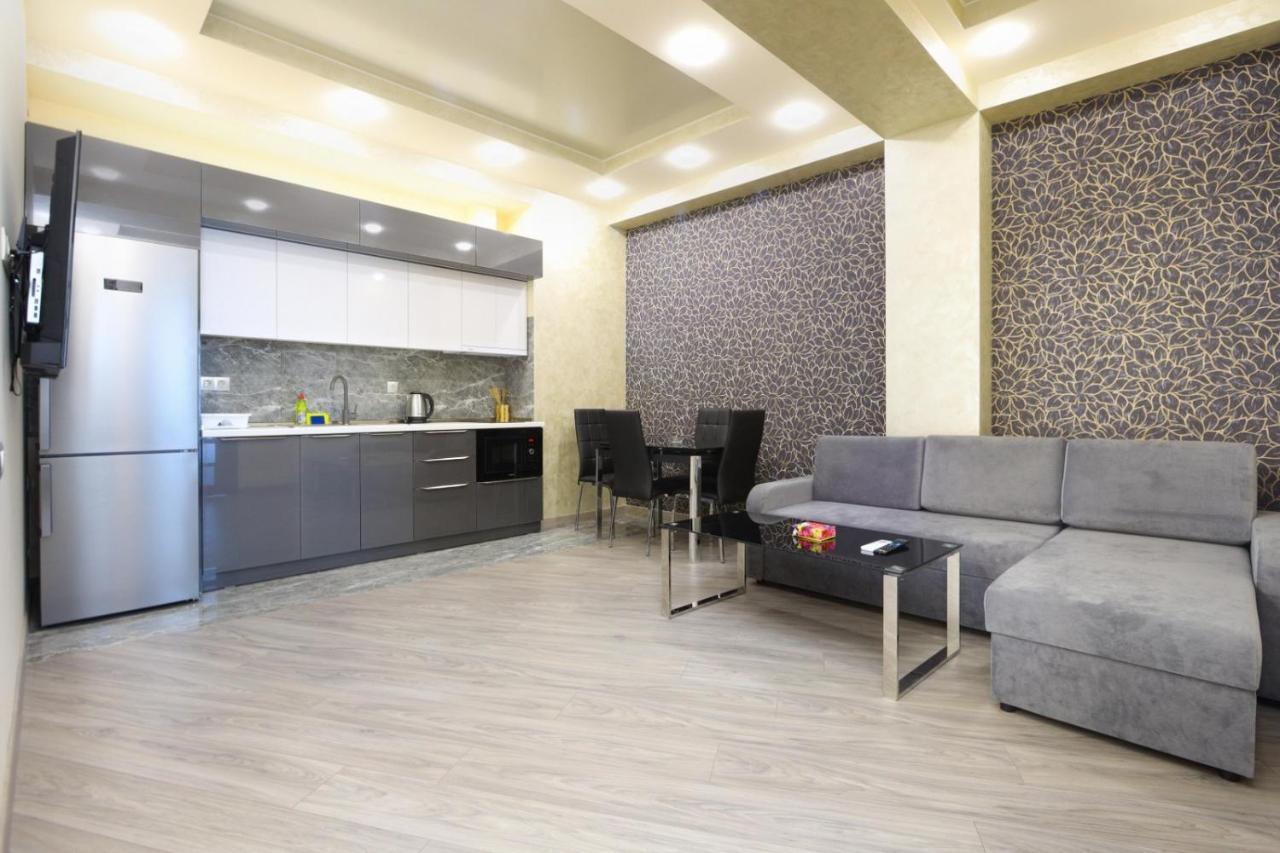 Stay Inn Apartments Near Dalma Garden Mall Yerevan Exterior photo