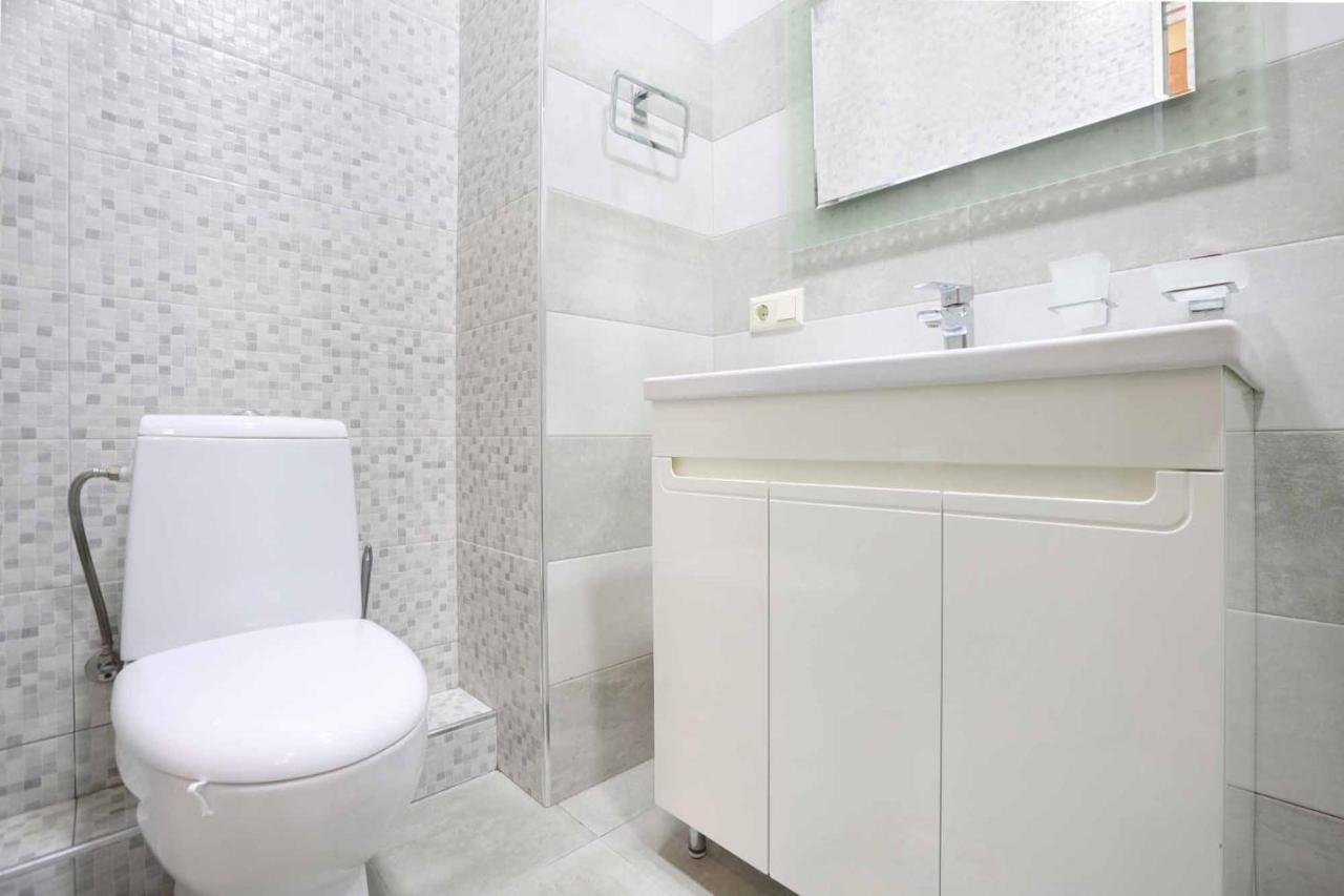 Stay Inn Apartments Near Dalma Garden Mall Yerevan Exterior photo